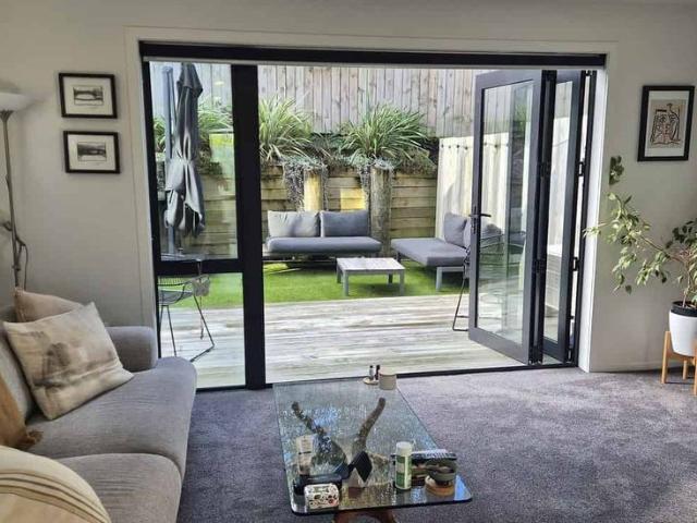 Ready to move in fully furnished townhouse