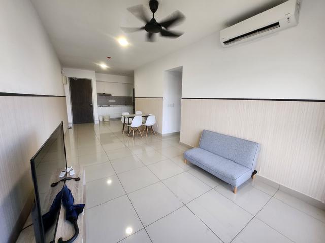 Ready to Move in 3 Bedroom Walking Distance to MRT