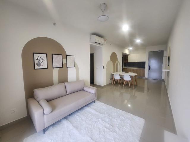 Ready to Move in 3 Bedrooms 2 Car park Fully Furnished
