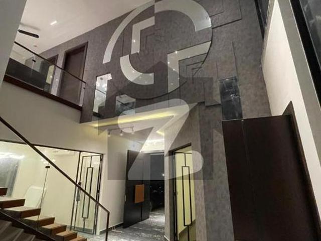 Ready to Move Ultra Luxury 1 Kanal House for Rent in DHA Phase 7 | Top Location DHA Phase 6