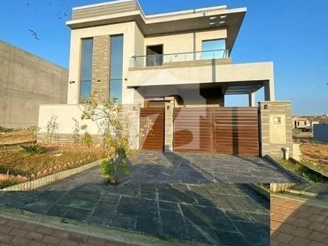 Ready To Move 250 sq Yard 5 Bedroom DDL Luxury Villa FOR SALE. Only 4km From Main Entrance Of BTK. Near GRAND MOSQUE, A Plus Quality Construction