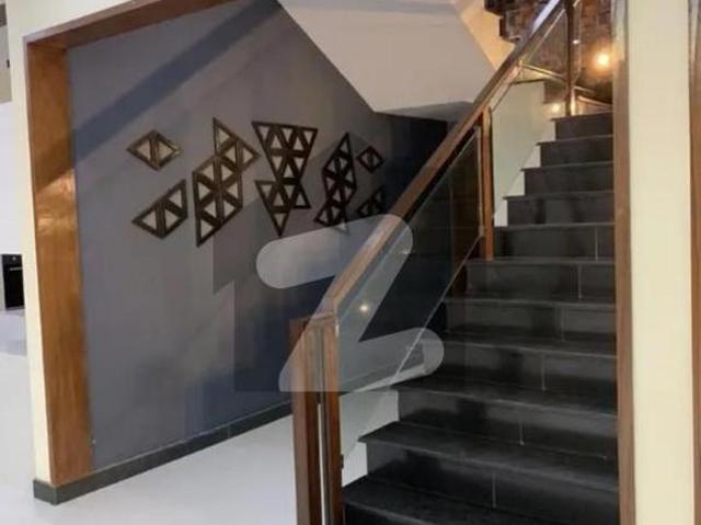 Ready To Move 272 sq Yd 5 Bedroom D/ L Luxury Villa FOR SALE Only 3km From Main Entrance Of BTK. Near MIDWAY Commercial, Parks, Masjid And Gallery. Bahria Town Precinct 6