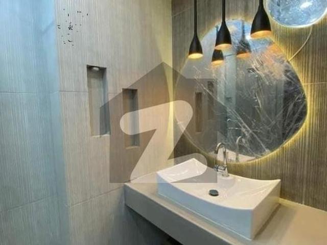 Ready to move 272sq yd 4 & 5 Bedroom DDL Luxury Villa FOR SALE. Only 4km from Main Entrance of BTK. Near GRAND MOSQUE, A Plus Quality Construction. Bahria Town Precinct 8