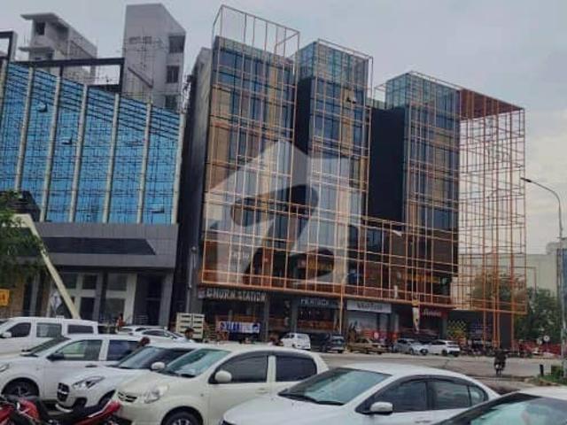 Ready to Move 772 Sqft Main Road Shop For Rent in I 8 Markaz