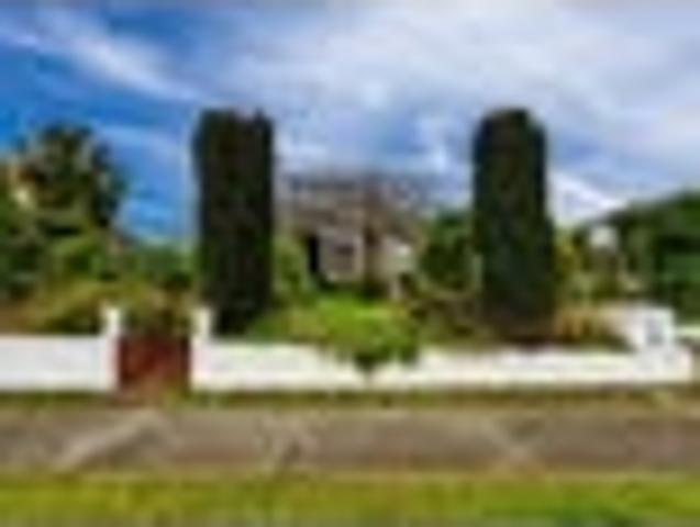 Ready to renovate on Rimu