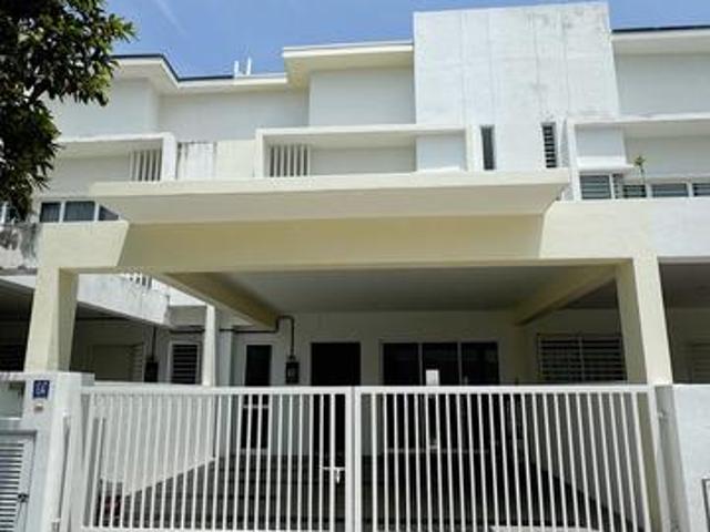 Ready Unit 22x80 Sendayan Suriaman Feehold 0DP