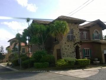 Ready for Occupancy Fully Furnished House and Lot at Portofino al