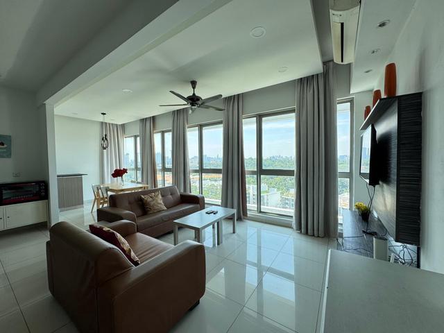 Ready move in fully furnished KLCC Regalia Residence Sultan Ismail
