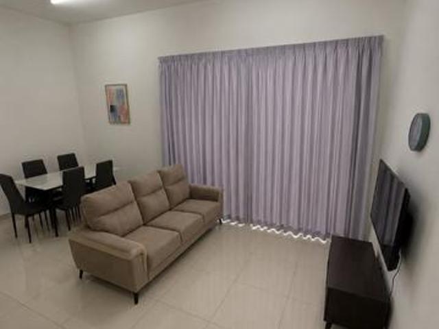 Ready Move in Fully Furnished Near Queensbay FTZ USM