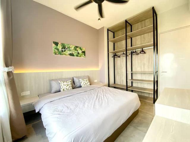 Ready Move In Full Loan Furnished Near Uni Mall Low Density