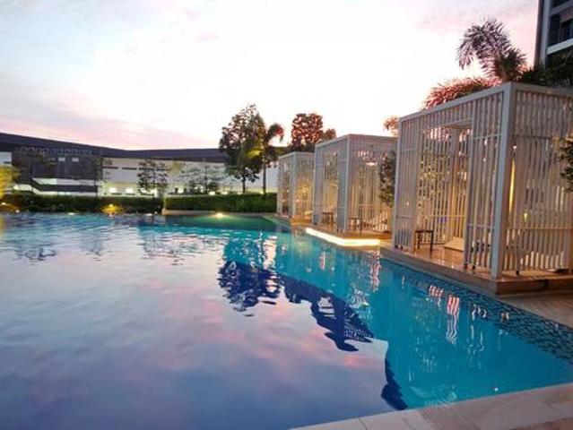 ReadyMove In Furnished Condo