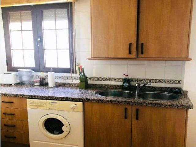 REALEJO ZONA.1 DORMITORIO. 1 BAÑO. SALÓN COCINA. AMUEBLADO. CALEFACCIÓN GAS NATURAL