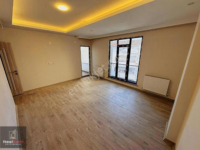 Realkent'den Satılık Sıfır Daire 2+1 1. Kat 78 Metre Net