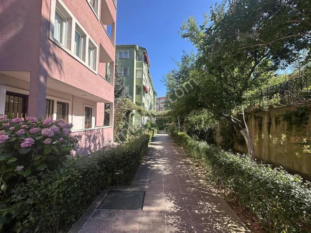 Realist Gayrimenkul'den Ata2 Sitesin'de 2+1 Kiralık Daire