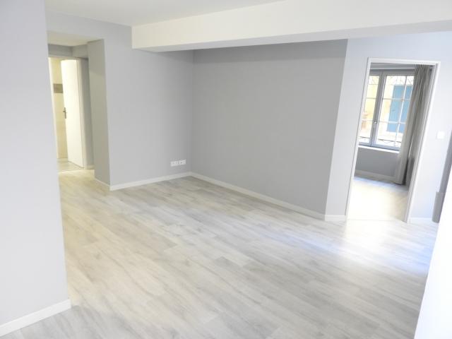 Réalmont, Appartement 3 pièces de 62.85 m² situé au REZ DE CHAUSSÉE avec GARAGE et climatisation réversible