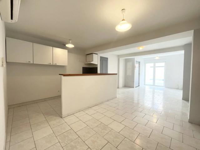 Réalmont, appartement T3 en rez de chaussée