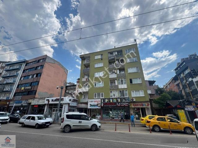 Realty Nexus'dan Kiralık 3+1 Daire Uluyol'da