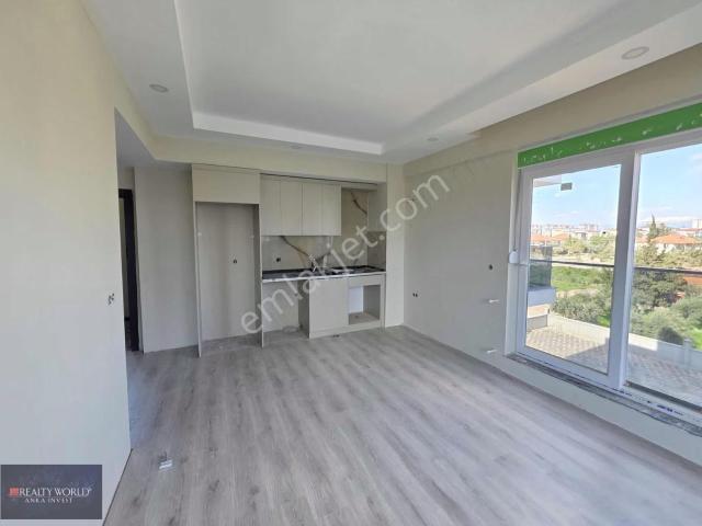 Realty World Anka Dan Sıfır 1+1 Daire