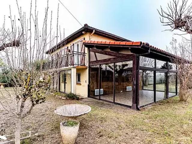 Réalville 82440 Achat / Vente maison 5 pièces t5 au dernier étage