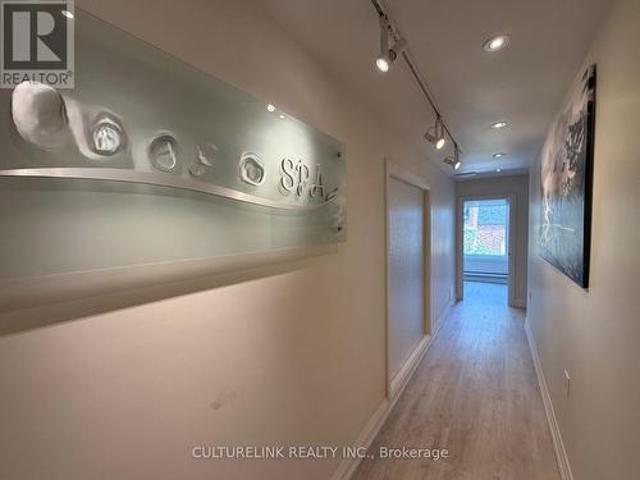 Rear 2Nd & 3Rd Floor 5509 Yonge Street, Toronto, ON, M2N 5S3 commercial for lease | Listing ID C13134 | Royal LePage