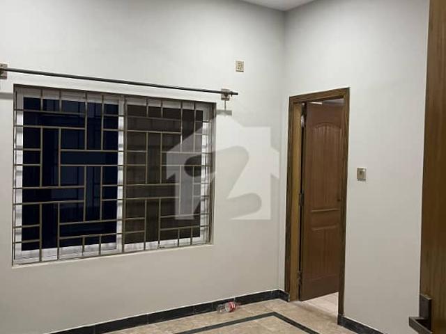 Reasonably Priced 400 Square Feet Flat In G 13/3, Islamabad Is Available As Of Now