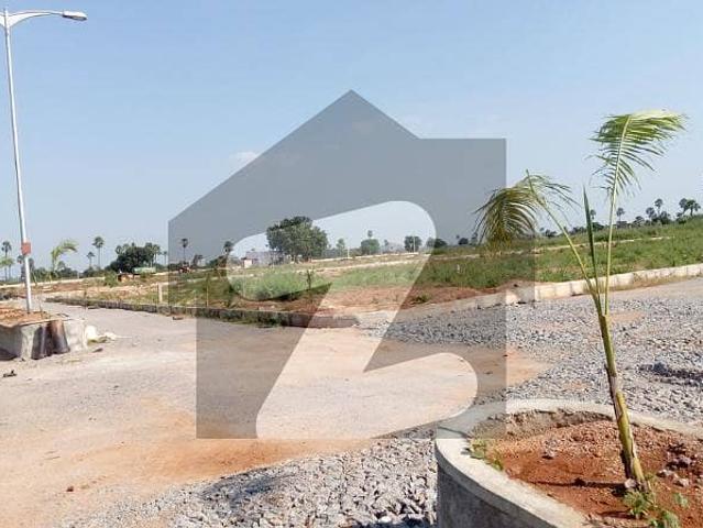 Reasonably Priced 4 Kanal Farm House at Kingwood society, Lahore Is Available As Of Now
