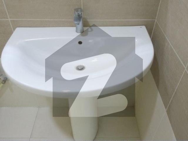Reasonably Priced 10 Marla Flat In Askari 11 Sector B Apartments, Lahore Is Available As Of Now Askari 11 Sector B Apartments