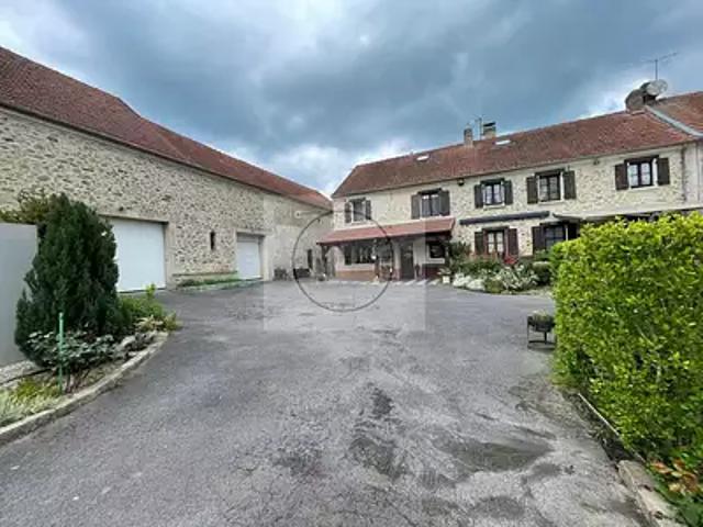 Rebais 77510 Achat / Vente maison 8 pièces t8 piscine