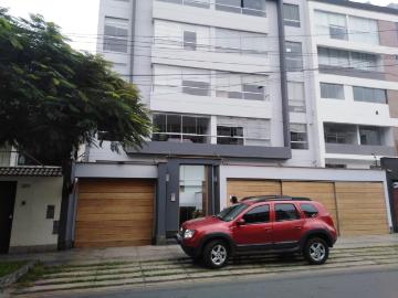Rebajado! Hermoso flat en precursores
