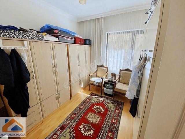 Recai Güreli Caddesinde 3+1 Bireysel Kombili 160 M2 Arakat