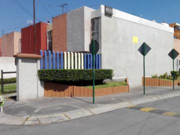 Recamara Minimalista Rústica Cerca Estación Metepec_Insurgente Individual para Profesionistas