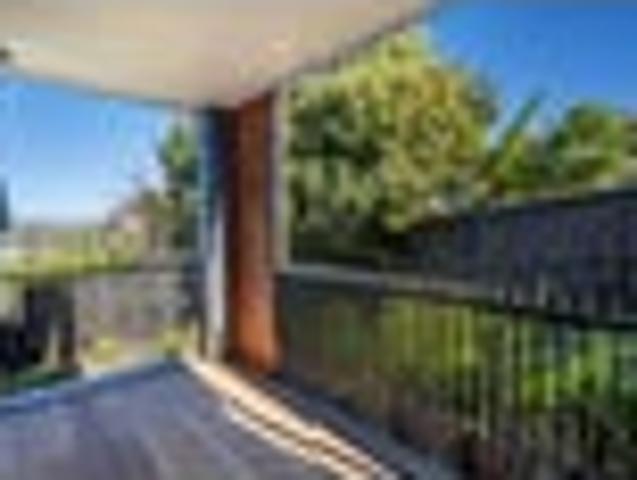 Receivership sale – Views of One Tree Hill