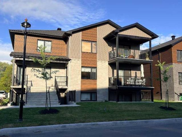 Récent Appartement 5 et demi, disponible le 1er septembre