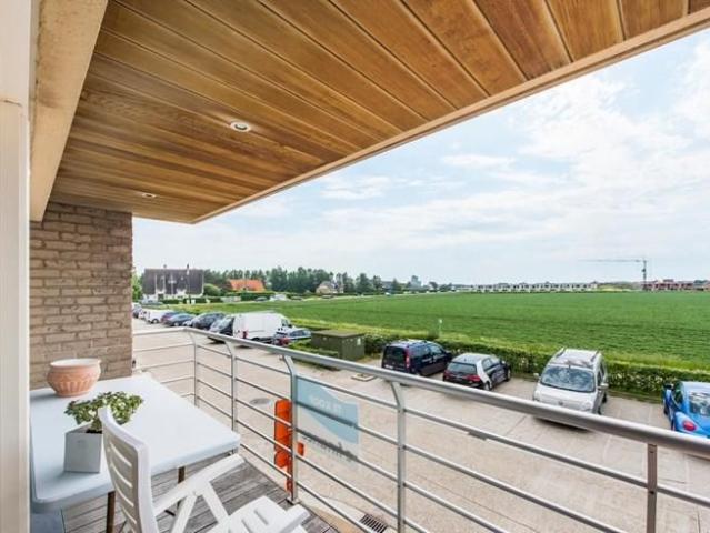 Recent appartement met prachtig open zicht te Mariakerke!