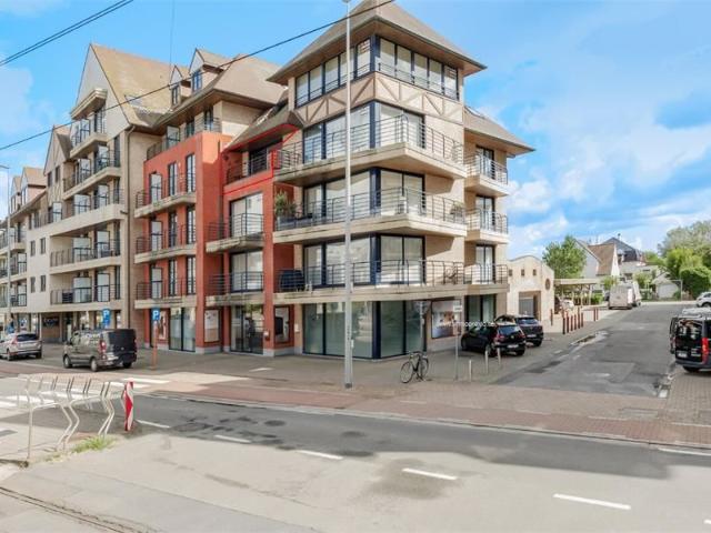 Recent appartement te koop vlakbij Zeedijk St Idesbald !