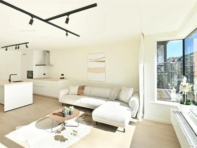 Recent gerenoveerd appartement in het centrum van Knokke [Paul Parmentierlaan]
