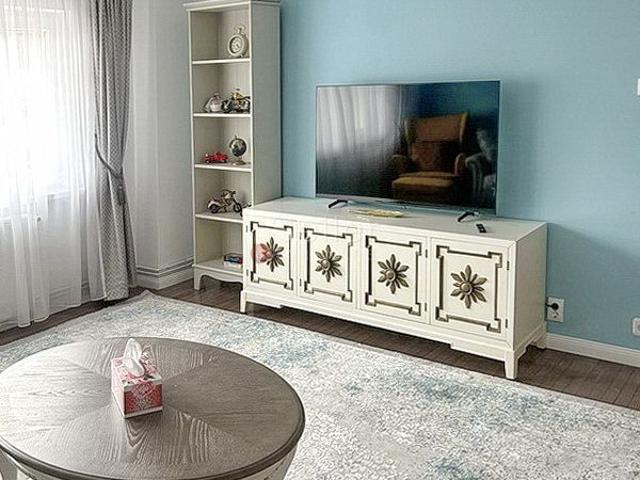 Recent Renovat | Suprafata Generoasa