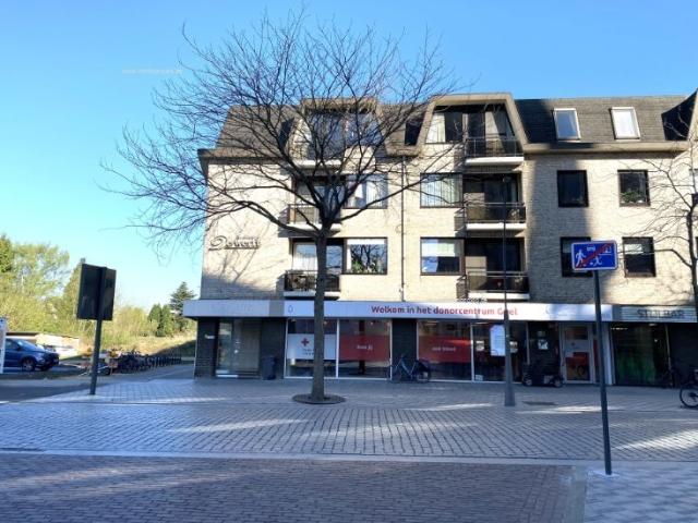 Recent volledig gerenoveerd appartement HARTJE Geel met 2 slpk, en autostaanplaats