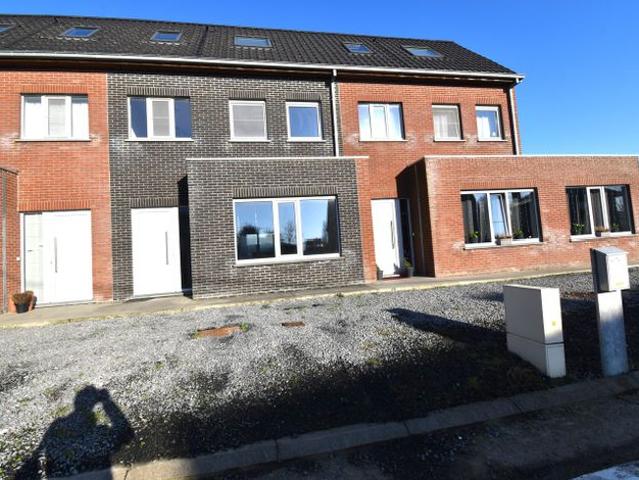 Recente en instapklare woning tussen Ruiselede en Wingene
