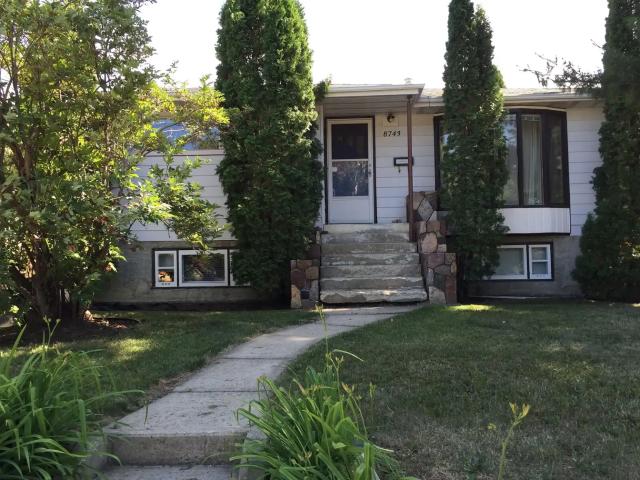 Recently Updated Basement Suite in Bonnie Doon *Utilities included