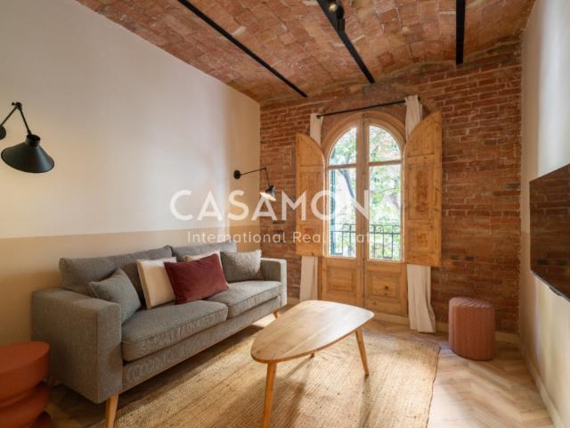 Recently Renovated 2 Bedroom Apartment in Poble Sec