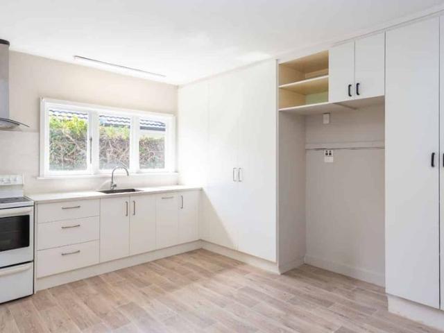 Recently renovated UPPER RICCARTON 6 Bedrooms 3 Bathrooms