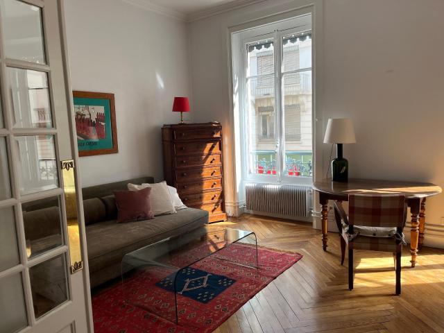 Recherche location LYON, contactez notre agence pour une visite: appartement T2 à louer à LYON N°LAPP101500 location