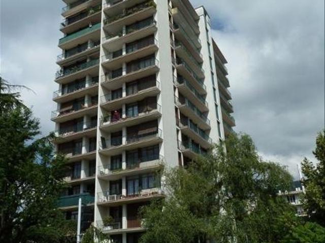 Recherche location ST MARTIN D'HERES, contactez notre agence pour une visite: appartement T2 à louer à ST MARTIN D'HERES N°GES60780093 585 location