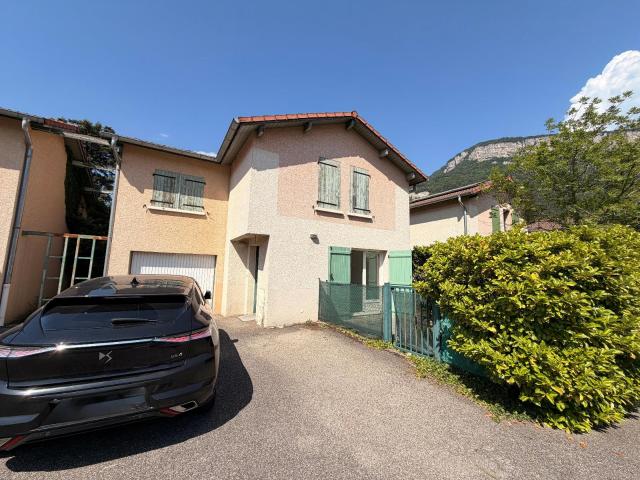 Recherche location VOREPPE, contactez notre agence pour une visite: maison T5 à louer à VOREPPE N°LMAI97599 location