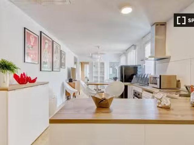 Bonito Apartamento de 1 dormitorio en alquiler en Pacífico, Ma.