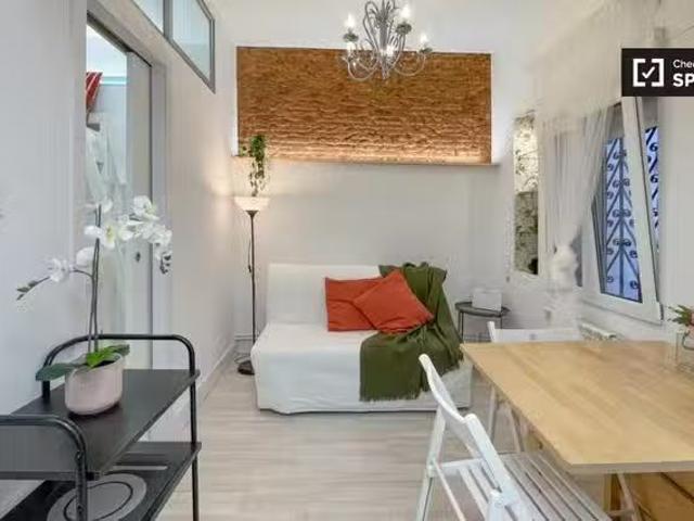 ¡En alquiler! Apartamento de 2 dormitorios en alquiler en Madrid