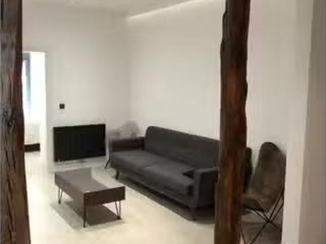 Encantador Apartamento de 3 dormitorios en alquiler en Embajad.
