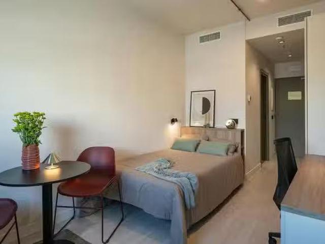 ¡Recién llegado! Estudio en Avenida del Conocimiento