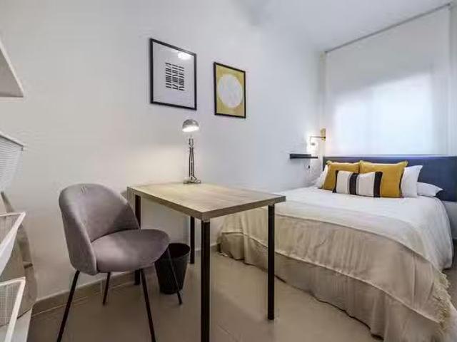 Encantador Habitación en Calle Álamos, La Merced